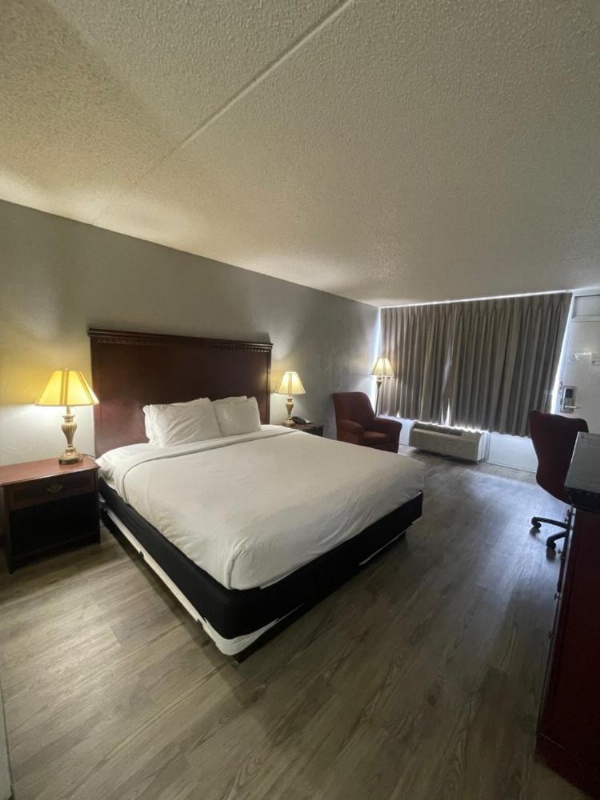 Willow Tree Inn Branson image 18