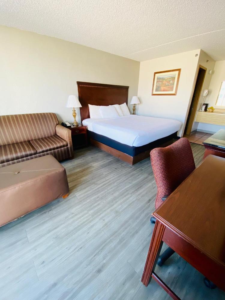 King Room - Non-Smoking